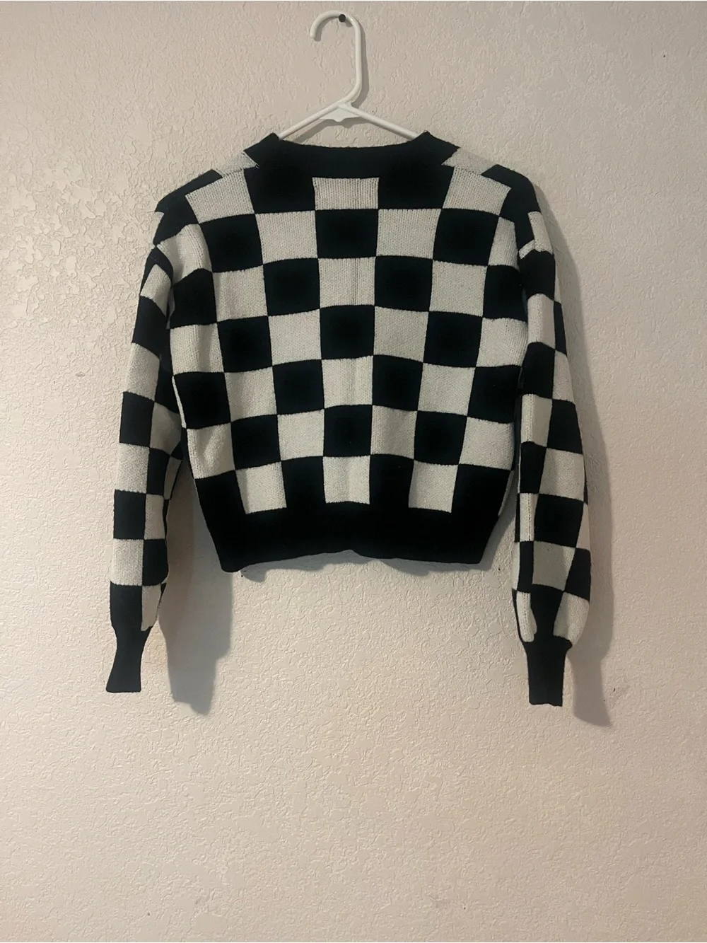 Checkerboard Cropped Cardigan Sweater - Black & White